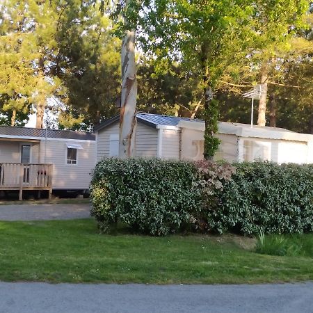 فندق Camping Les Peupliers Saint-Pere-en-Retz المظهر الخارجي الصورة