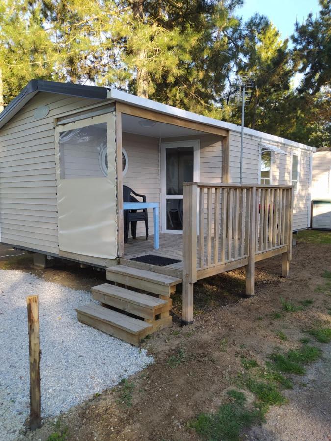 فندق Camping Les Peupliers Saint-Pere-en-Retz المظهر الخارجي الصورة