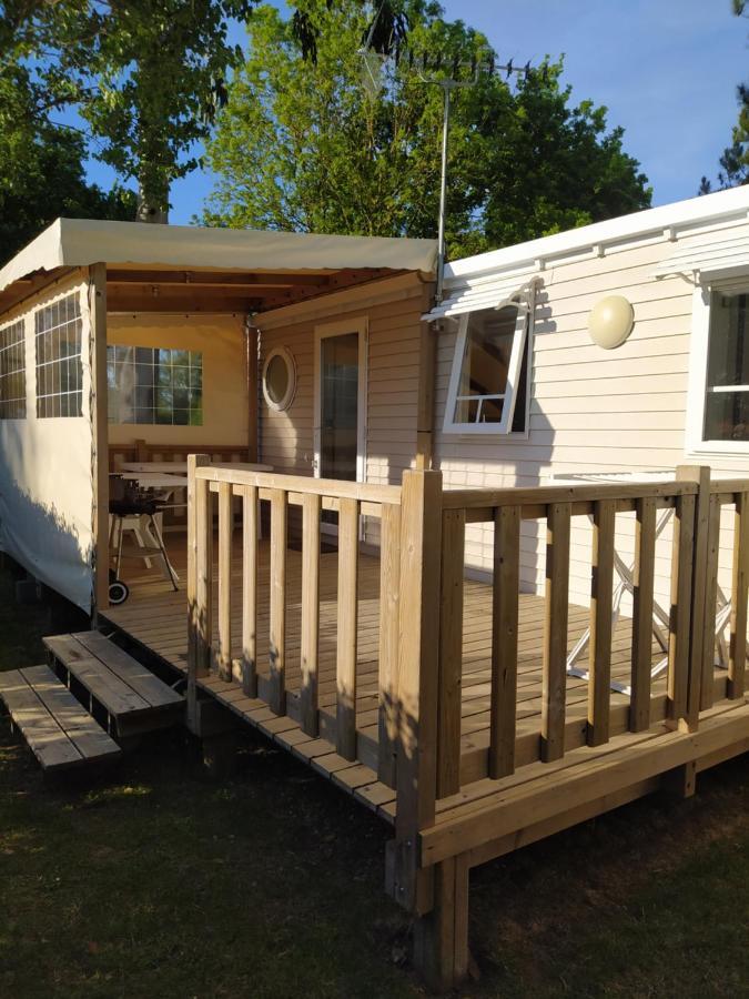 فندق Camping Les Peupliers Saint-Pere-en-Retz المظهر الخارجي الصورة