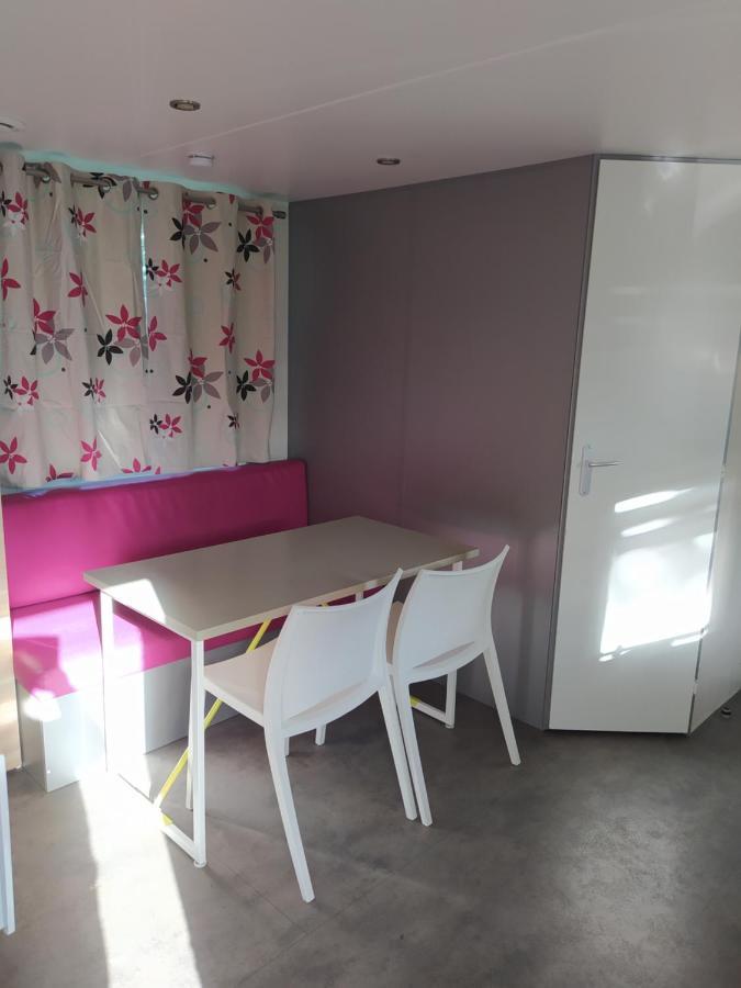فندق Camping Les Peupliers Saint-Pere-en-Retz المظهر الخارجي الصورة